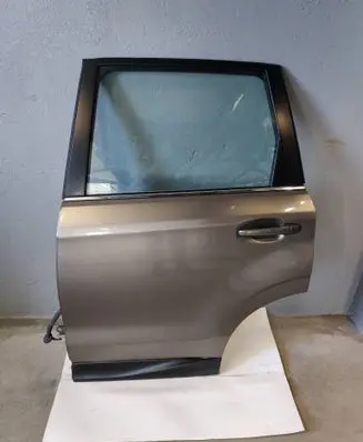 Subaru Forester SK Front door