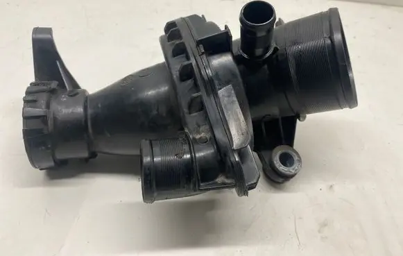 Nissan Qashqai Air intake duct part 165761844R