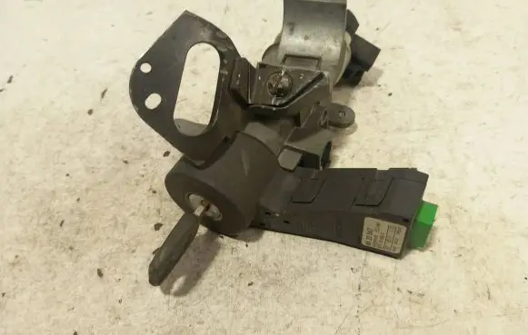 Volvo S60 Ignition lock 73760