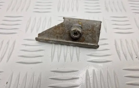 Dacia Duster Battery bracket 