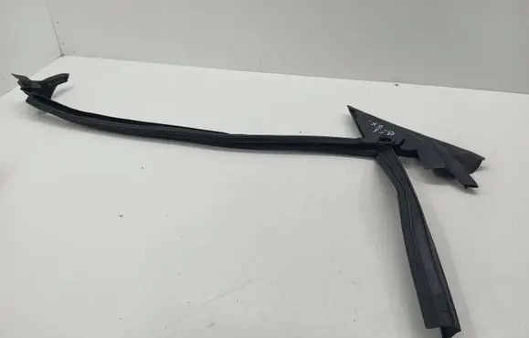 Audi A7 S7 4G Rubber seal front door window/glass 4C8837479