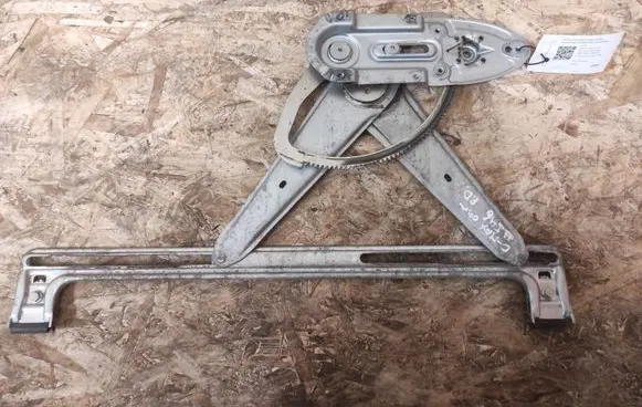 Ford Focus C-MAX Front door manual window regulator 3M51R23200BC
