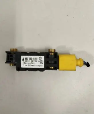 Audi A6 S6 C5 4B Airbag deployment crash/impact sensor 8E0959643E 201181 0232028HVPP2