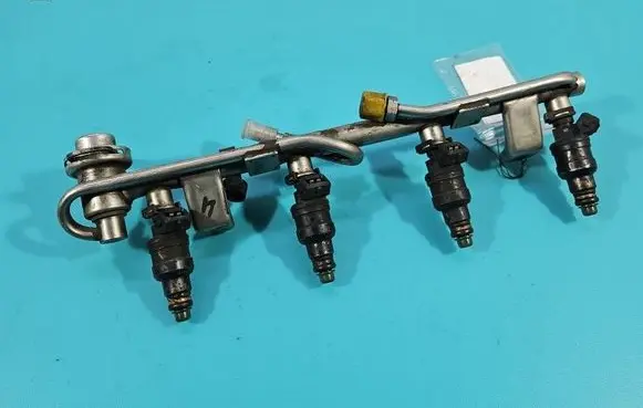 Audi A6 S6 C5 4B Fuel injector 058133681 IMPRK1585335