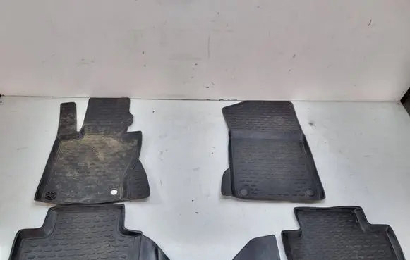 BMW X3 E83 Car floor mat set 