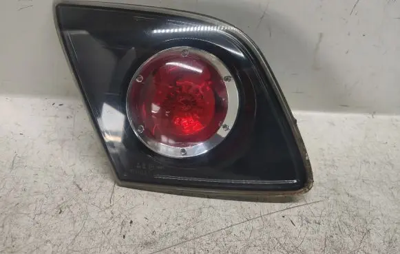 Mazda 3 I Tailgate rear/tail lights