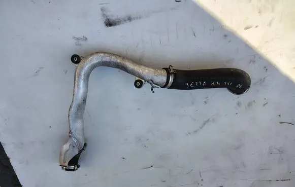 Intercooler hose/pipe