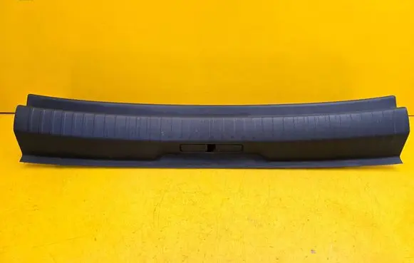 Peugeot 5008 Trunk/boot sill cover protection 9840250180A