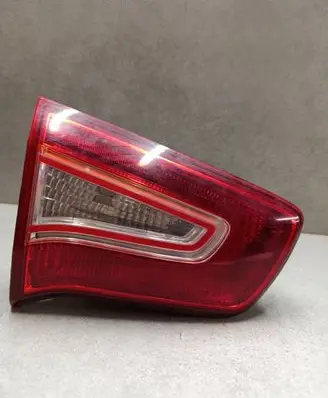 KIA Sportage Tailgate rear/tail lights 924053W0