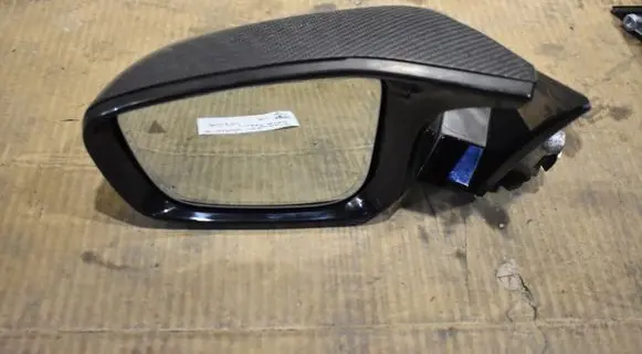 BMW M5 F90 Front door electric wing mirror C266