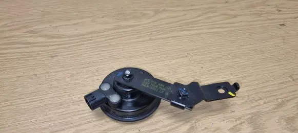 Hyundai i40 Horn signal 966303X001
