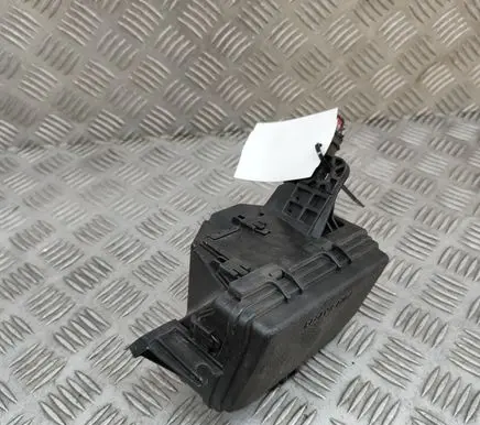 Toyota Yaris Fuse module 826620D320
