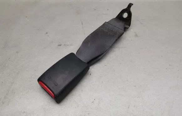 Honda Legend III KA9 Rear seatbelt buckle