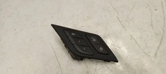 BMW X3 G01 Seat memory switch 9680402
