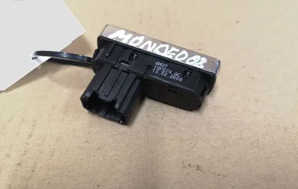 Ford Mondeo MK IV Windscreen/window heater switch 6M2T18K574AC