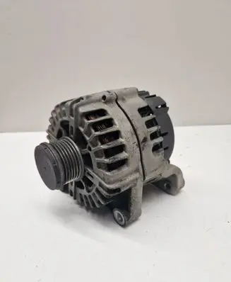 BMW 5 F10 F11 Generator/alternator 8507624 FG18S052 2608669E