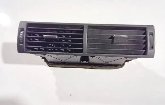 Audi A4 S4 B7 8E 8H Dash center air vent grill 8e0820951 36113010