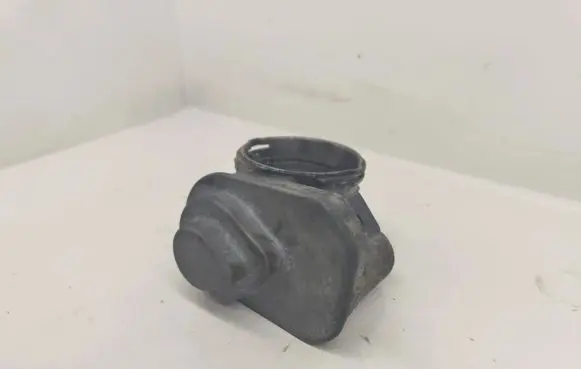Skoda Octavia Mk2 (1Z) Throttle valve 038128083G