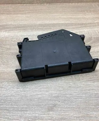 Volkswagen Golf III ABS control unit/module 1H0907379D 100941