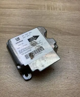 Opel Vectra B Airbag control unit/module 90508980