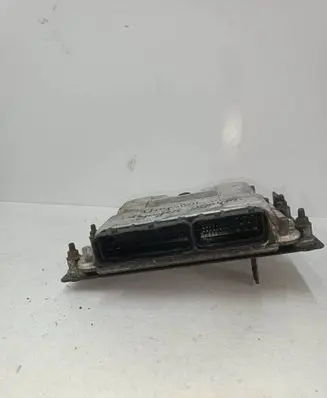 Chrysler Voyager Engine control unit/module P04727770AD 0281011281 1039S05221