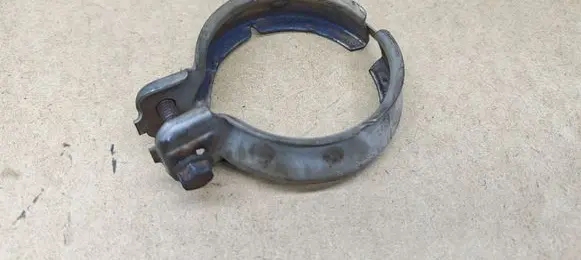 Mercedes-Benz CLK A209 C209 Muffler pipe connector clamp A2034900441