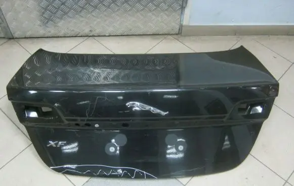 Jaguar XF X250 Tailgate/trunk/boot lid