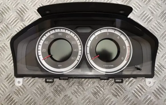 Volvo XC60 Speedometer (instrument cluster) 31343330AA 31343330