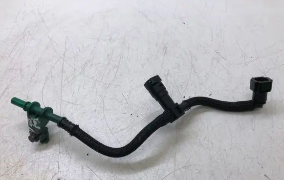Peugeot 308 Brake vacuum hose/pipe 