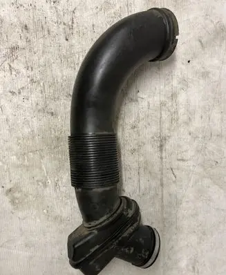 Porsche Boxster 986 Air intake hose/pipe 99611002704