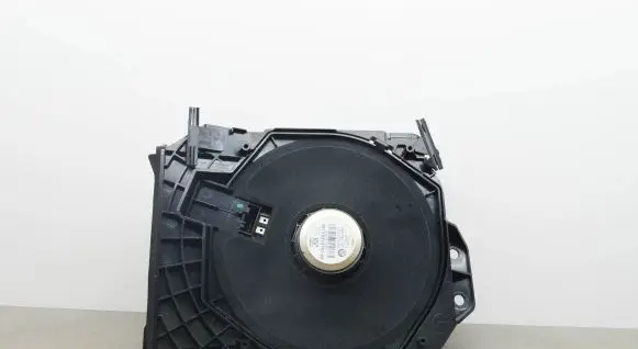 BMW 3 F30 F35 F31 Subwoofer speaker 9210147