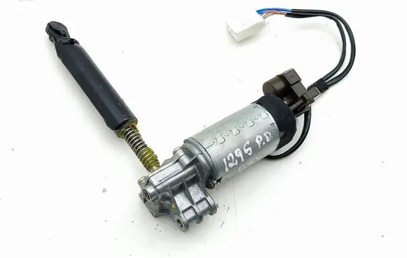 Maserati Quattroporte Seat adjustment motor 82031016