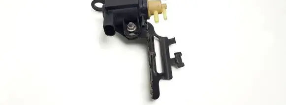 Volkswagen PASSAT B6 Turbo solenoid valve 1K0906627A