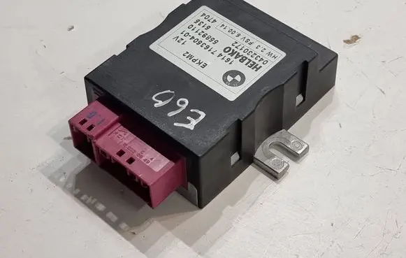 BMW 5 E60 E61 Fuel injection pump control unit/module 1614716350401 55892110 043230172