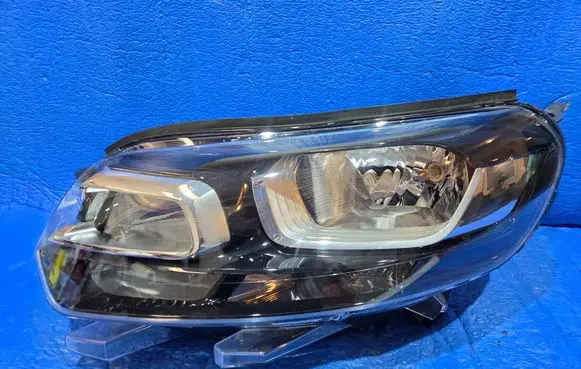 Peugeot Expert Headlight/headlamp 98008567780