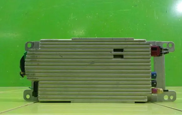BMW 3 E90 E91 Central body control module B015849 XP86