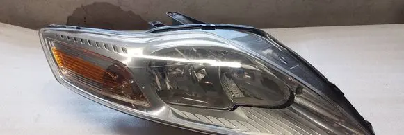 Ford Mondeo MK IV Headlight/headlamp