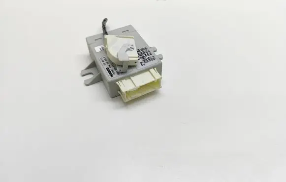 BMW 5 F10 F11 Air suspension control unit module (rear) 6799677 679967701 37146799677