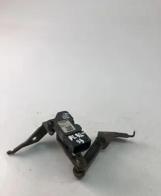 Volvo XC90 Front height sensor lever 31360331