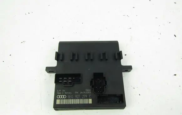 Audi A4 S4 B6 8E 8H Light module LCM 8E0907279C