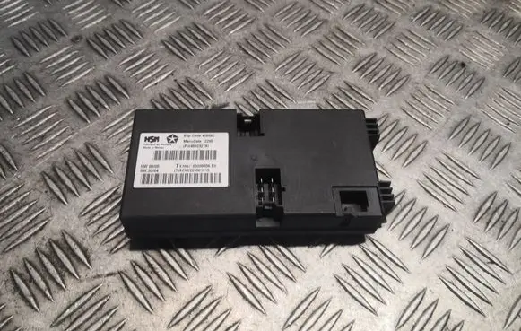 Chrysler 300 - 300C Door central lock control unit/module 04602327AI
