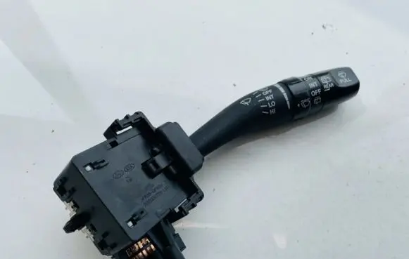 KIA Carens II Wiper control stalk 202004726 200003144
