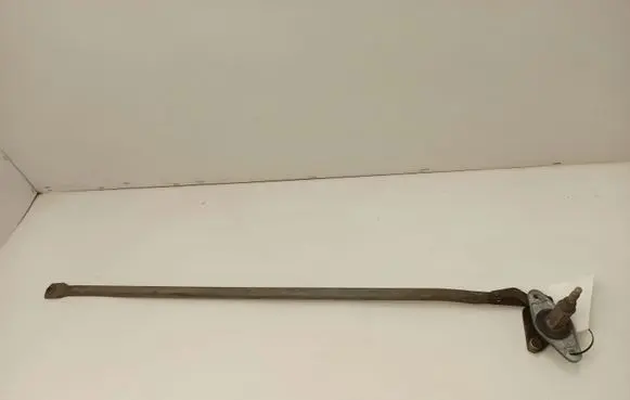 Mercedes-Benz COMPAKT W115 Front wiper linkage 
