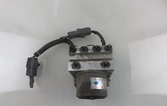 Suzuki Baleno EG ABS Pump 561006460