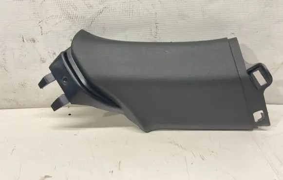 Volvo V40 Cross country (D)pillar trim (top) 31305357