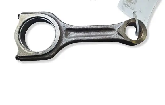 Volvo V40 Connecting rod/conrod 
