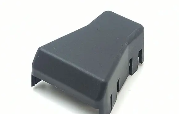 Hyundai Ioniq 5 Seat belt trim 4262HD2
