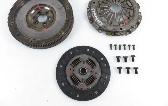 Seat Ibiza III (6L) Flywheel 322014711 045105273