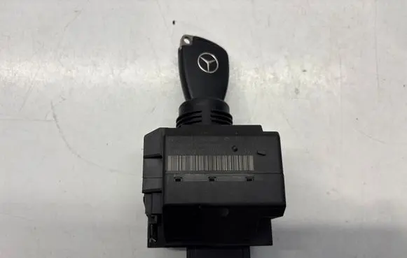 Mercedes-Benz E W211 Ignition lock 2115450608