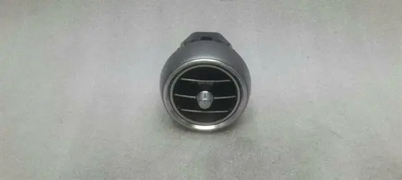 Mercedes-Benz C W205 Dash center air vent grill A2058300301